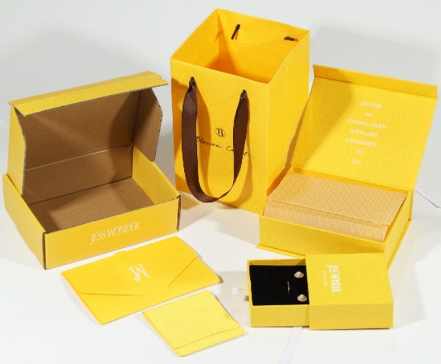 Imballaggio personalizzato di scatole di carta per gioielli personalizzati