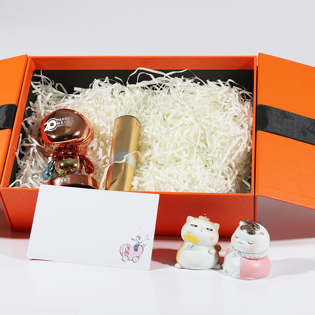 Bellissimo packaging personalizzato per la cura della pelle